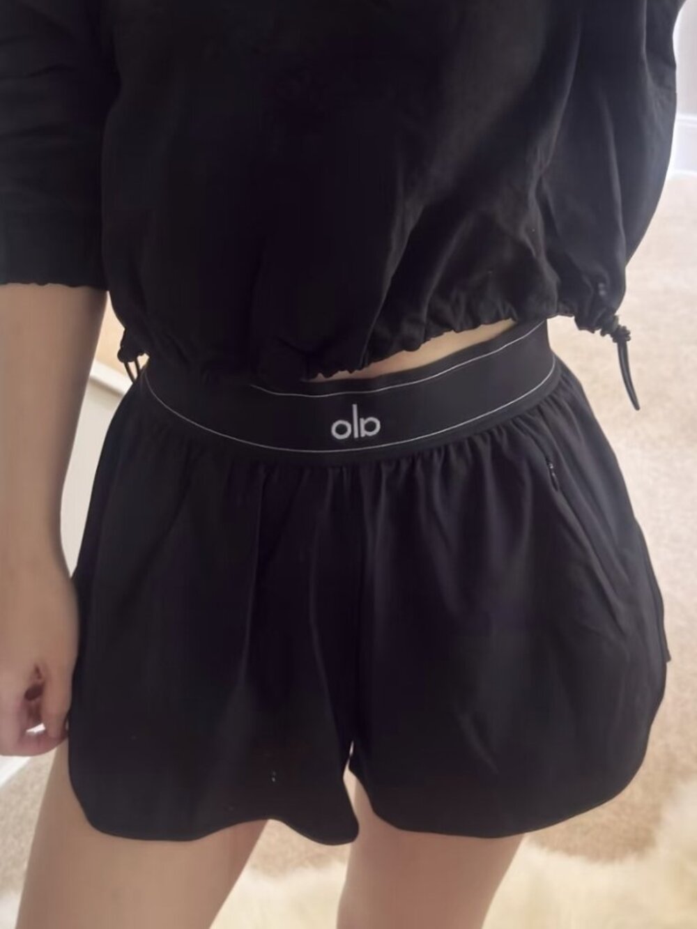 Alo Yoga Black Athletic Short with Pockets💐Tennis, Fitness, Pilates, Daily😉